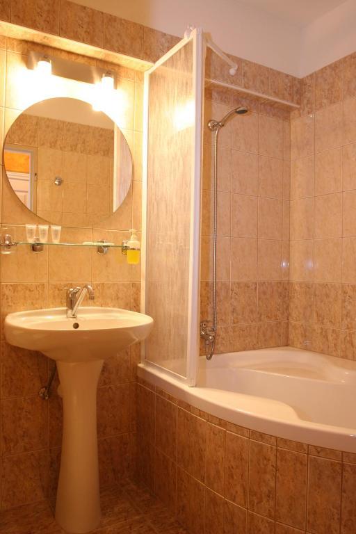 Bonato Hotel Nachod Room photo